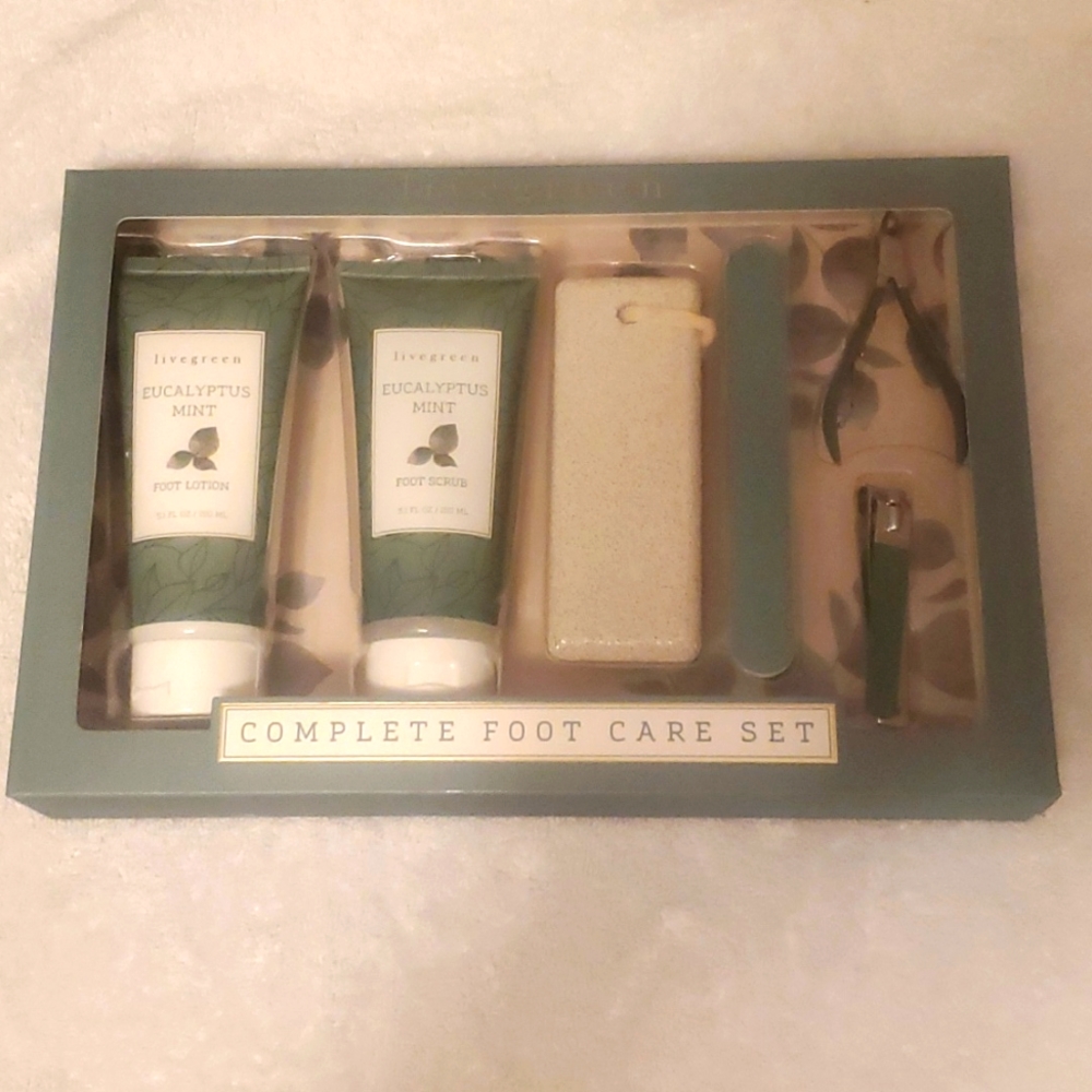 Livegreen Complete 6 piece Foot Care Set Eucalyptus Mint Lotion Scrub Stone New